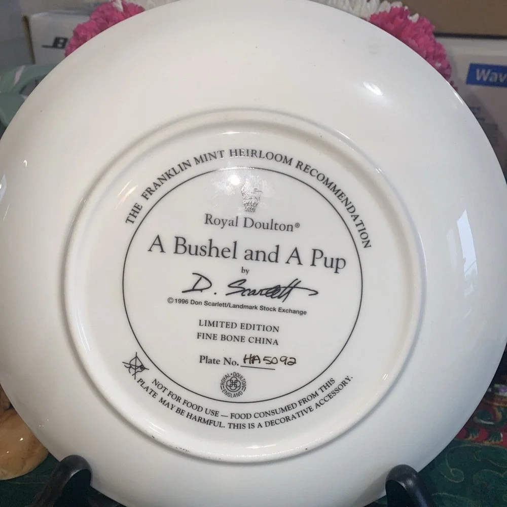 VTG Golden Retriever Royal Doulton A Bushel & A Pup 1996 Plate Don Scarlett 8